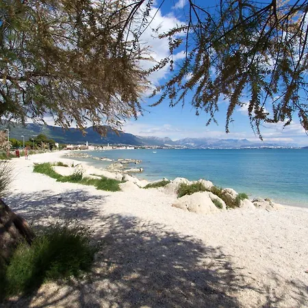 Apartmán With A Parking Space Kastel Stafilic, - 21591 Kaštela